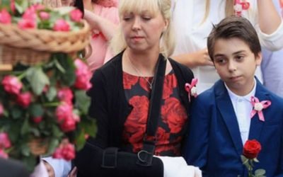 A rose for Saffie-Rose Roussos